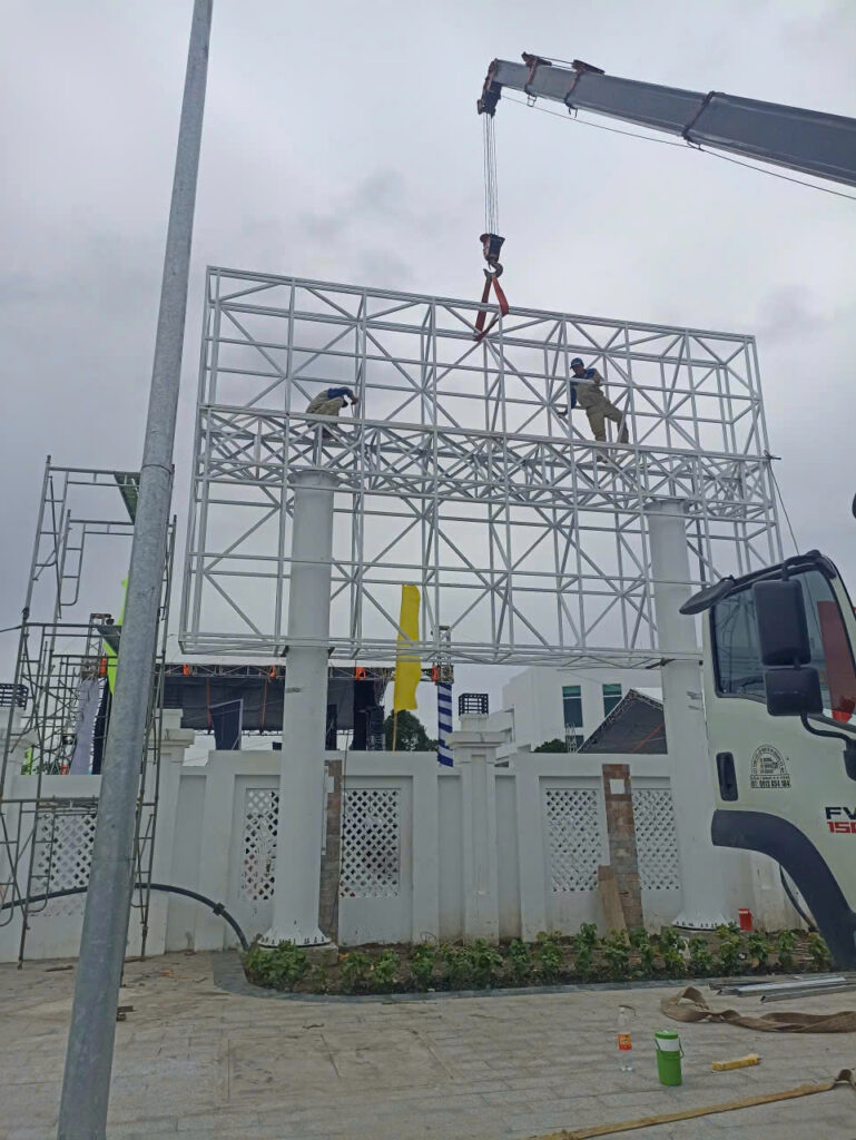 WiFi24h hoàn thành công trình màn hình LED ngoài trời lớn